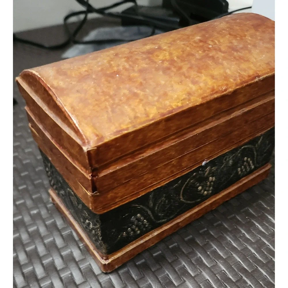 Hinged Trinket Box w/ Domed‎ Lid, Brown & Black Embossed Floral Band